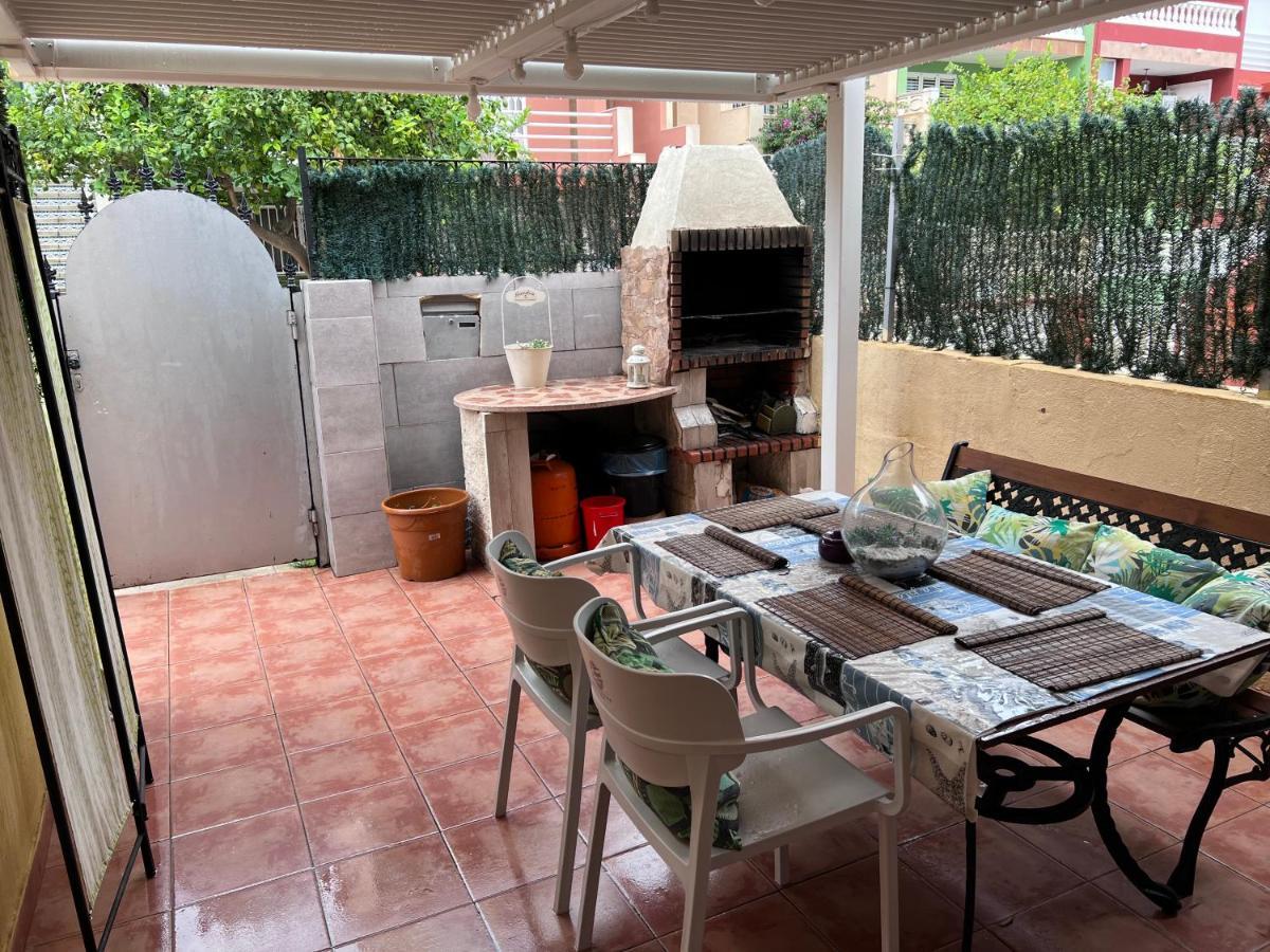 Apartamento Barbacoa, Piscina Y Playa La Pobla de Farnals Exteriör bild