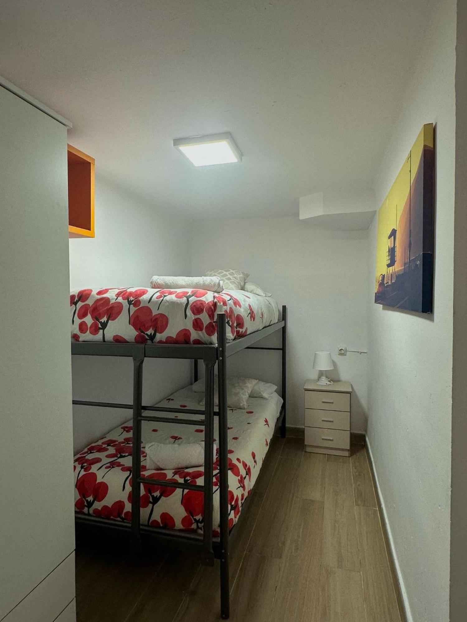 Apartamento Barbacoa, Piscina Y Playa La Pobla de Farnals Exteriör bild
